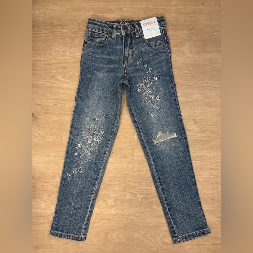 Embroidered Girlfriend Jeans – Cat & Jack, Size 6 Girls